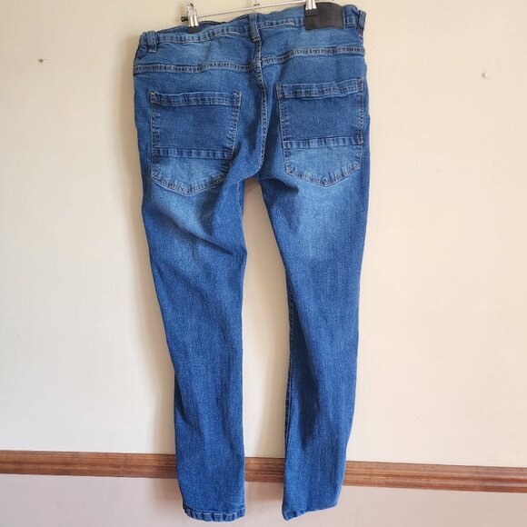 ROGUE Men's Distressed Paint Splatter Denim Jeans Size 36X32 - Picture 4 of 8